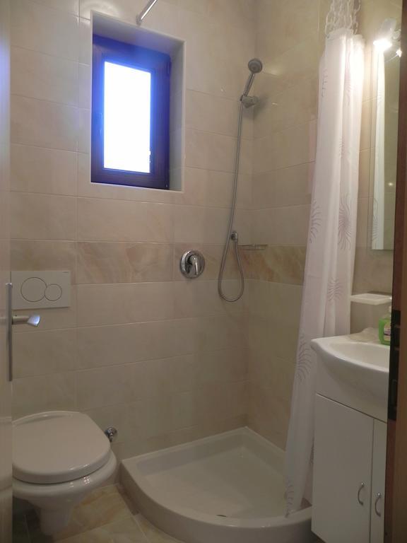 Apartment House Mitic